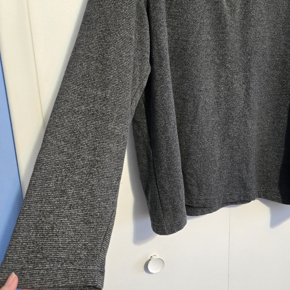 Van Heusen Men's Charcoal Quarter Zip Pullover - Size XL - Picture 2 of 5